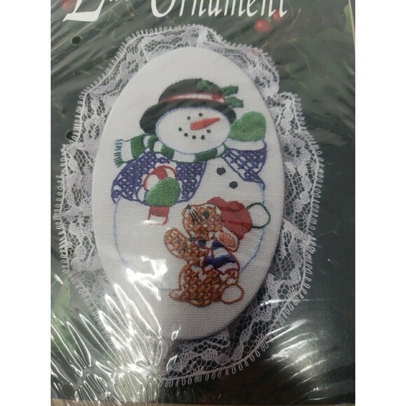 Lace Ornament Kits Stamped VTG 1990s Designs for the Needle Church Snowman NOS - Picture 6 of 16